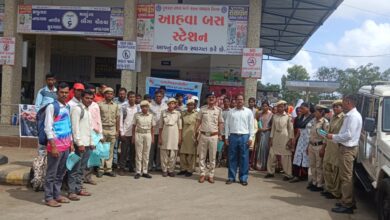 Photo of જિલ્લા પોલીસની SOG શાખા દ્વારા નાર્કોટિક ડ્રગ્સ એન્ડ સાયકોટ્રોપિક (N.D.P.S.) બાબતે જન જાગૃતિ અભિયાન હાથ ધર્યું