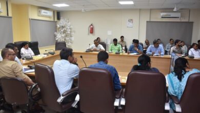 Photo of ઈન્ચાર્જ કલેકટર શ્રી બી.બી.ચૌધરીએ અસરકારક કાઉન્સેલિંગ અને ટ્રેકિંગ ઉપર લક્ષ કેન્દ્રિત કરવાની કરી હિમાયત