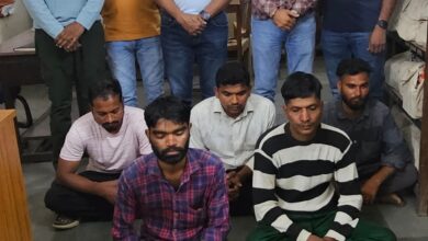 Photo of દેવગઢ તાલુકાના મીરકોટકામ ગામેથી કારમાં છુપાવેલો લાખો રૂપિયાનો વિદેશી દારૂનો જથ્થો ઝડપાયો